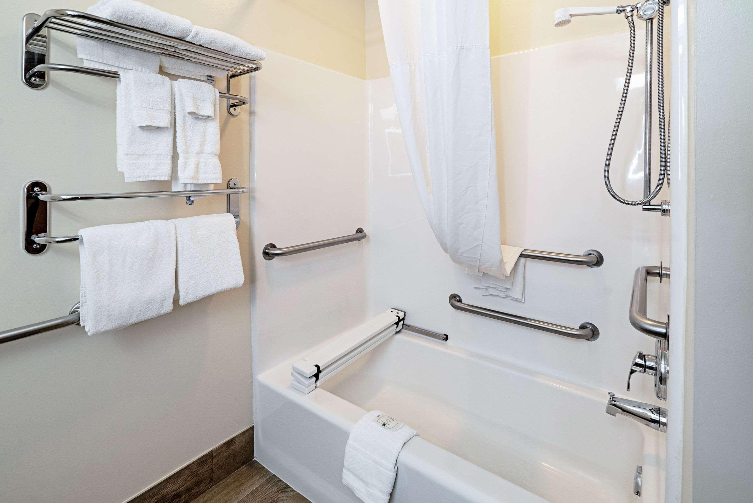Quality Inn & Suites Robbinsville Eksteriør bilde