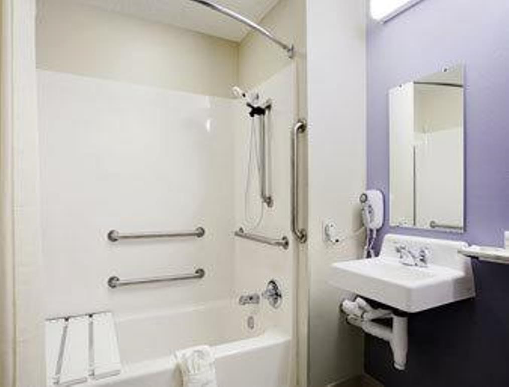 Quality Inn & Suites Robbinsville Eksteriør bilde