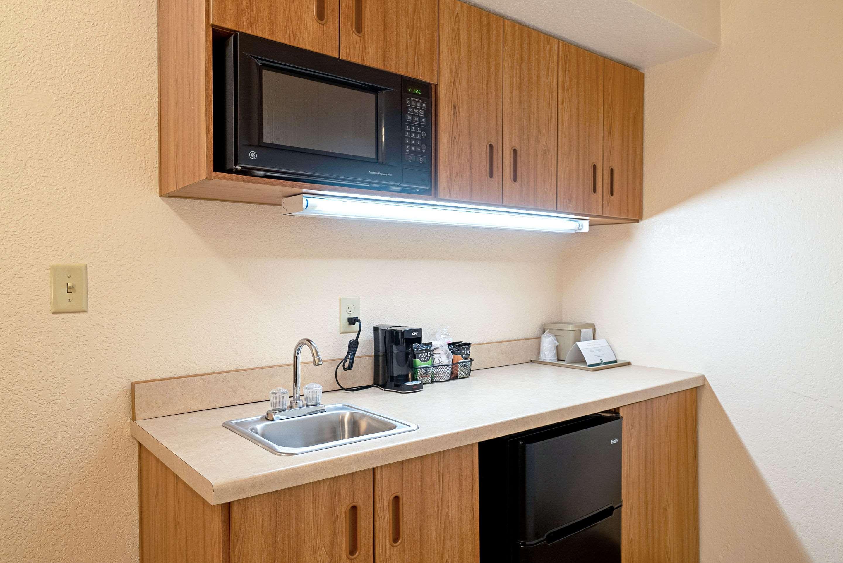 Quality Inn & Suites Robbinsville Eksteriør bilde