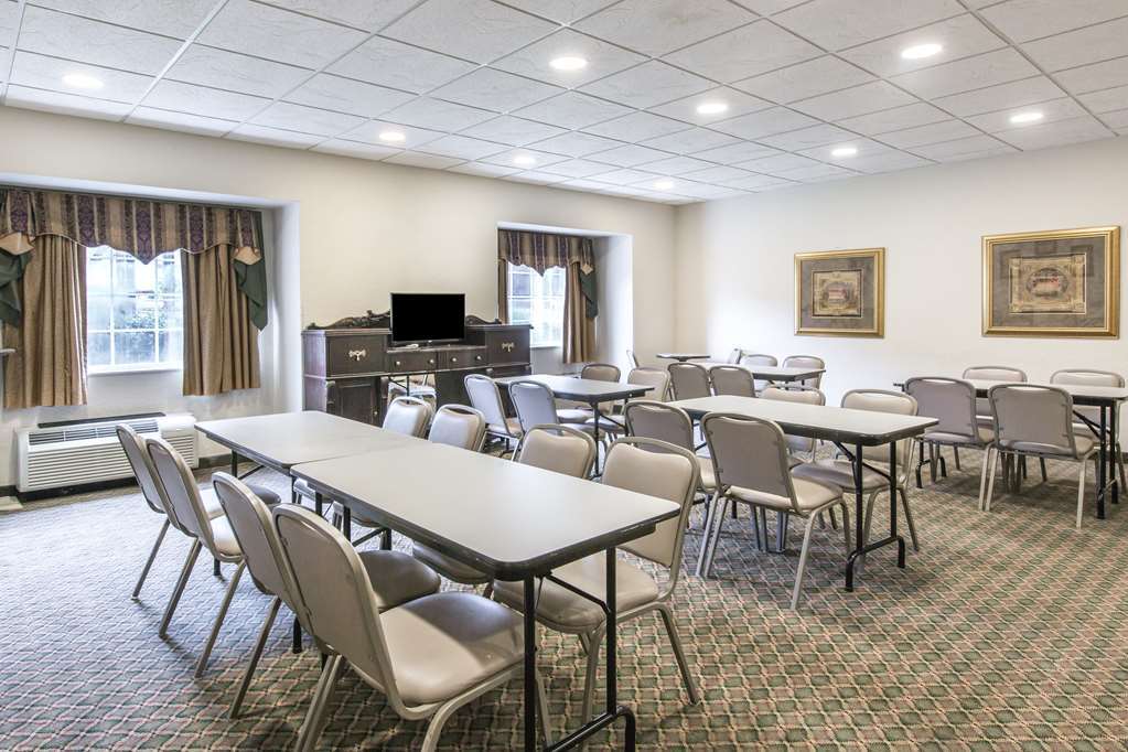 Quality Inn & Suites Robbinsville Fasiliteter bilde